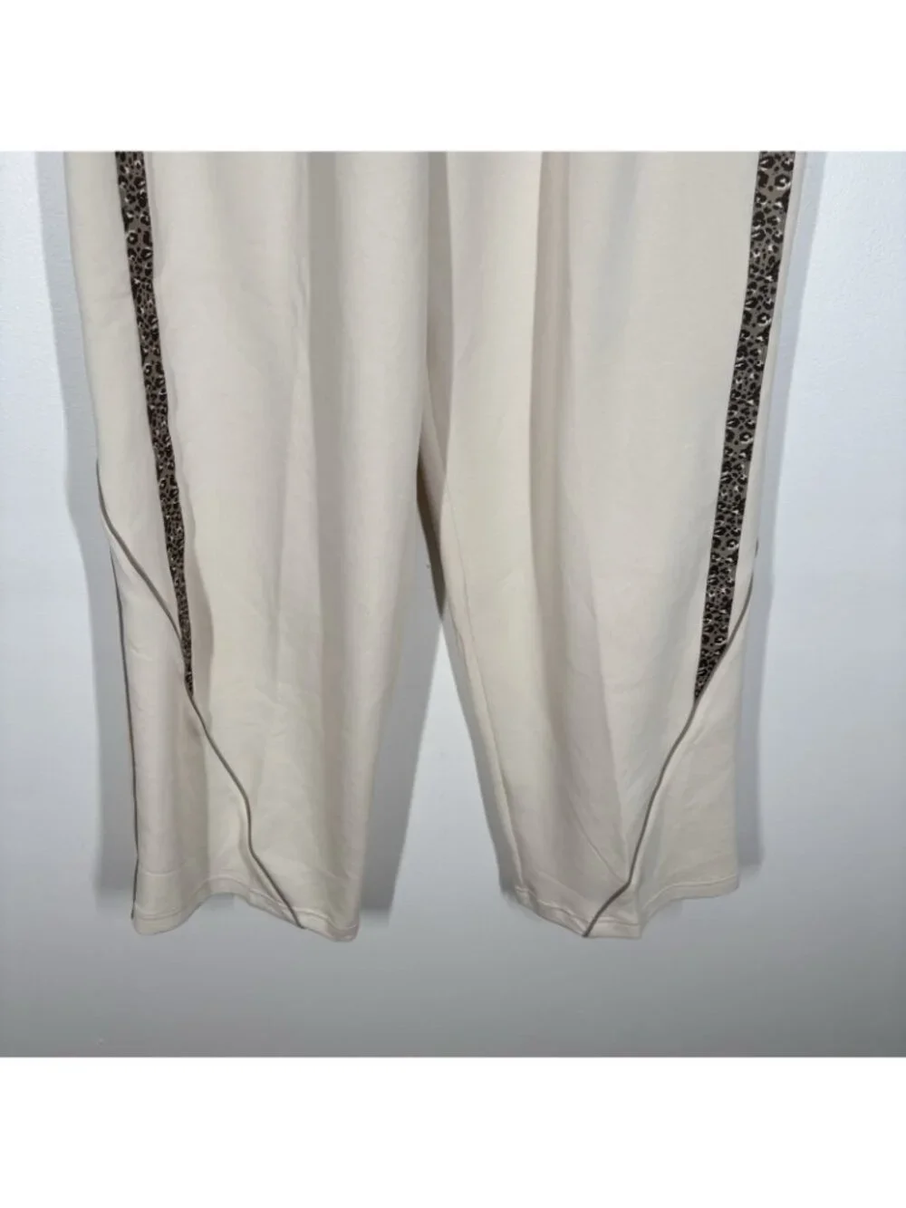 Puma Women XL Alpine Snow Essentials Animal Print Straight Leg Pants NWT - Picture 5 of 13